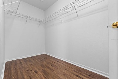 Casa en alquiler en Orlando, Florida, 4 dormitorios, 263.29 m2 № 1858456 - foto 24