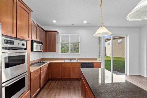 Casa en alquiler en Orlando, Florida, 4 dormitorios, 263.29 m2 № 1858456 - foto 15