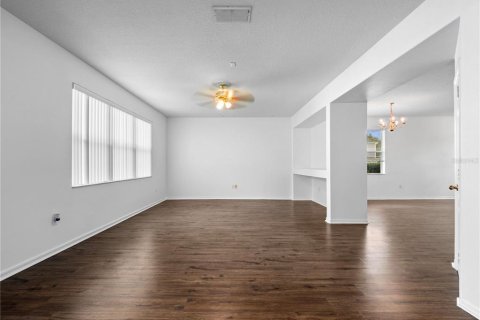 Casa en alquiler en Orlando, Florida, 4 dormitorios, 263.29 m2 № 1858456 - foto 9