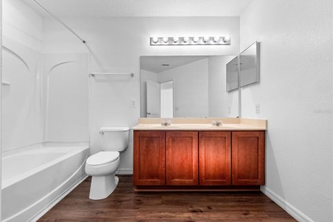 Casa en alquiler en Orlando, Florida, 4 dormitorios, 263.29 m2 № 1858456 - foto 18