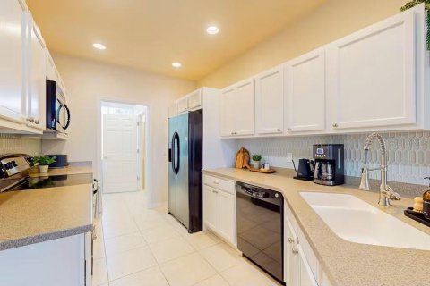 Townhouse in Sarasota, Florida 3 bedrooms, 154.31 sq.m. № 1871213 - photo 8
