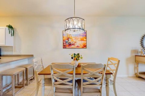 Townhouse in Sarasota, Florida 3 bedrooms, 154.31 sq.m. № 1871213 - photo 7