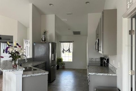 House in Babson Park, Florida 3 bedrooms, 167.6 sq.m. № 2258504 - photo 19