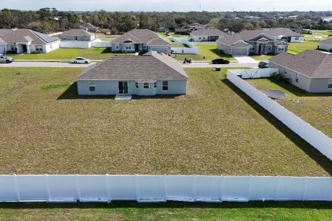 House in Babson Park, Florida 3 bedrooms, 167.6 sq.m. № 2258504 - photo 2