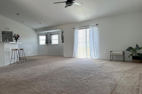 House in Babson Park, Florida 3 bedrooms, 167.6 sq.m. № 2258504 - photo 14