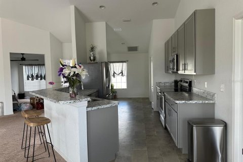 House in Babson Park, Florida 3 bedrooms, 167.6 sq.m. № 2258504 - photo 12