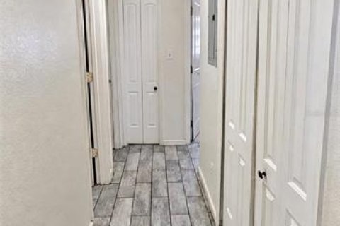 Casa en venta en Orlando, Florida, 4 dormitorios, 228.26 m2 № 2428993 - foto 20