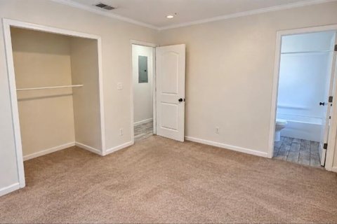 Casa en venta en Orlando, Florida, 4 dormitorios, 228.26 m2 № 2428993 - foto 18
