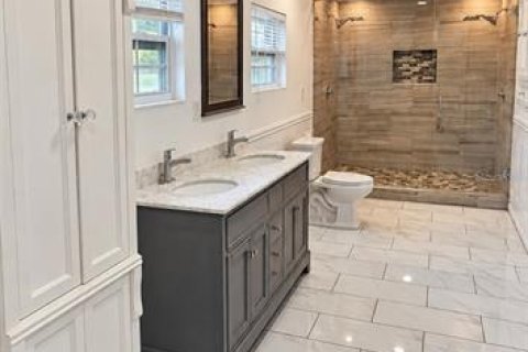 Casa en venta en Orlando, Florida, 4 dormitorios, 228.26 m2 № 2428993 - foto 13