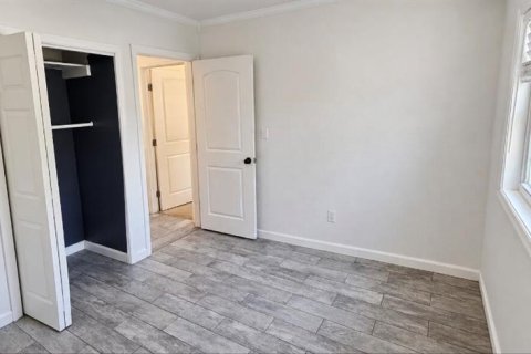 Casa en venta en Orlando, Florida, 4 dormitorios, 228.26 m2 № 2428993 - foto 23