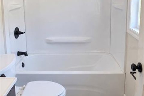 Casa en venta en Orlando, Florida, 4 dormitorios, 228.26 m2 № 2428993 - foto 21