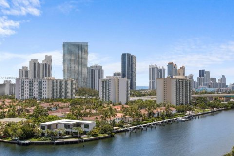 Condominio en venta en Aventura, Florida, 2 dormitorios, 169.55 m2 № 1830992 - foto 29