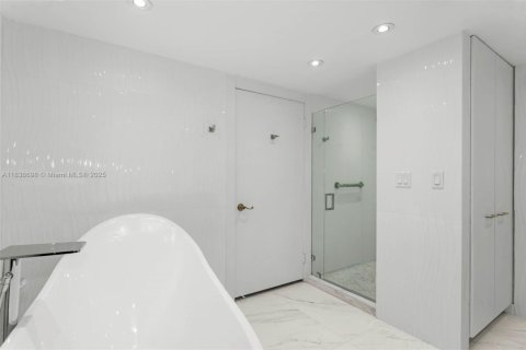 Condominio en venta en Aventura, Florida, 2 dormitorios, 169.55 m2 № 1830992 - foto 22