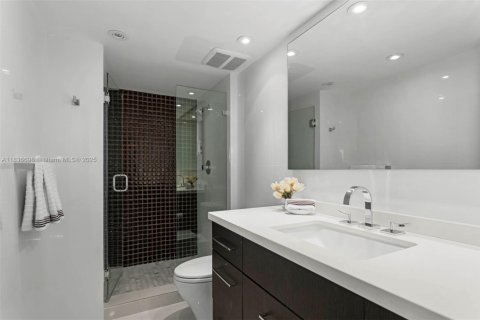 Condominio en venta en Aventura, Florida, 2 dormitorios, 169.55 m2 № 1830992 - foto 23