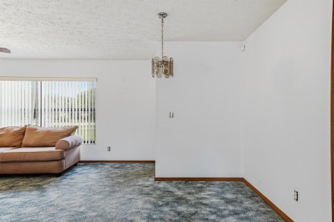 Casa en venta en Port St. Lucie, Florida, 3 dormitorios, 120.77 m2 № 2425188 - foto 21