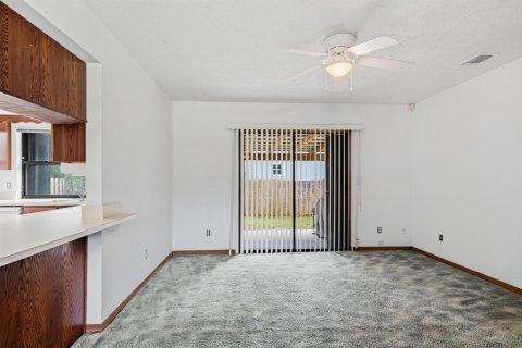 Casa en venta en Port St. Lucie, Florida, 3 dormitorios, 120.77 m2 № 2425188 - foto 17