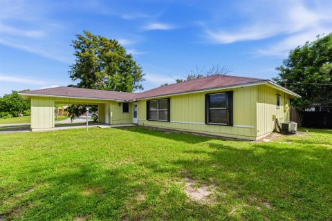 Casa en venta en Port St. Lucie, Florida, 3 dormitorios, 120.77 m2 № 2425188 - foto 12