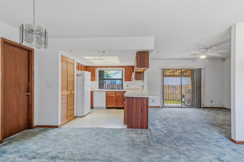 Casa en venta en Port St. Lucie, Florida, 3 dormitorios, 120.77 m2 № 2425188 - foto 16