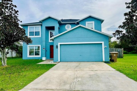 House in Kissimmee, Florida 4 bedrooms, 199.37 sq.m. № 1812640 - photo 1