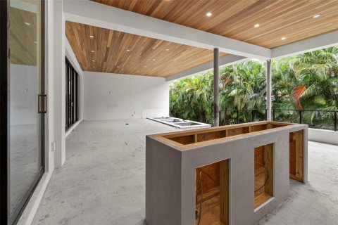 House in Tampa, Florida 5 bedrooms, 691.94 sq.m. № 1832898 - photo 23