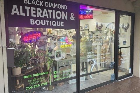 Commercial property in Plantation, Florida № 1939762 - photo 7