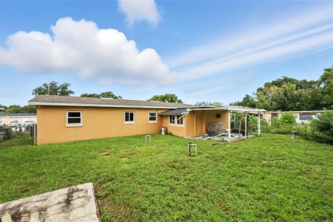 House in Orlando, Florida 3 bedrooms, 129.51 sq.m. № 1915321 - photo 19