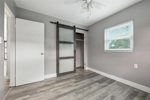House in Orlando, Florida 3 bedrooms, 129.51 sq.m. № 1915321 - photo 16