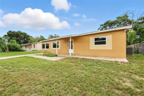 House in Orlando, Florida 3 bedrooms, 129.51 sq.m. № 1915321 - photo 2