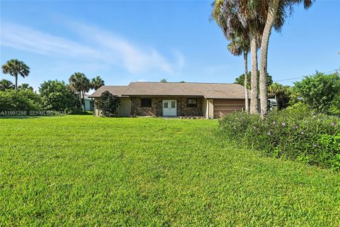 House in LaBelle, Florida 3 bedrooms № 2057520