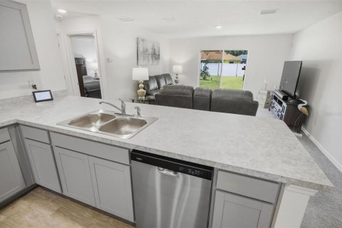 House in Palm Coast, Florida 3 bedrooms, 144.18 sq.m. № 2232492 - photo 16