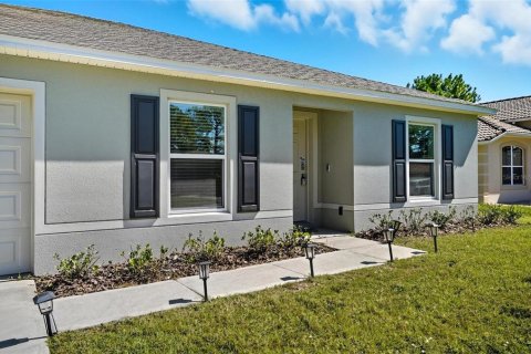 House in Palm Coast, Florida 3 bedrooms, 144.18 sq.m. № 2232492