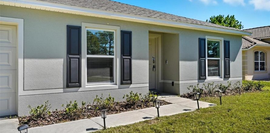 House in Palm Coast, Florida 3 bedrooms, 144.18 sq.m. № 2232492