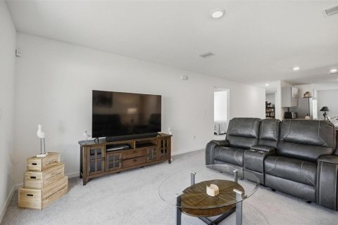 House in Palm Coast, Florida 3 bedrooms, 144.18 sq.m. № 2232492 - photo 23