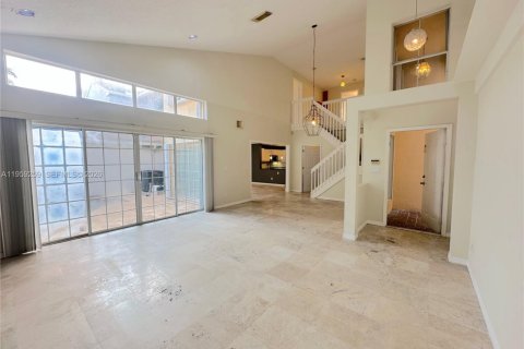 Casa en alquiler en Hollywood, Florida, 3 dormitorios, 190.08 m2 № 2019800 - foto 9