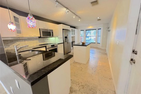 Casa en alquiler en Hollywood, Florida, 3 dormitorios, 190.08 m2 № 2019800 - foto 19