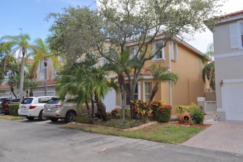 Casa en alquiler en Hollywood, Florida, 3 dormitorios, 190.08 m2 № 2019800 - foto 5