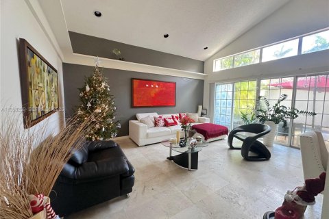 Casa en Hollywood, Florida 3 dormitorios, 190.08 m2 № 2019800