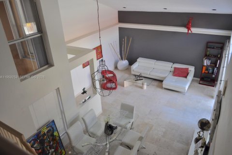 Casa en alquiler en Hollywood, Florida, 3 dormitorios, 190.08 m2 № 2019800 - foto 14