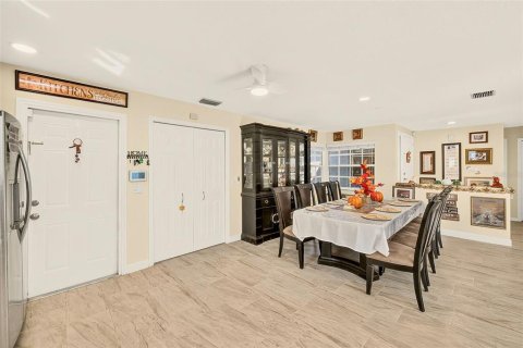 Villa ou maison à vendre à Saint Petersburg, Floride: 3 chambres, 151.06 m2 № 2419922 - photo 7