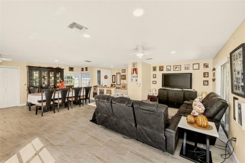 Villa ou maison à vendre à Saint Petersburg, Floride: 3 chambres, 151.06 m2 № 2419922 - photo 13