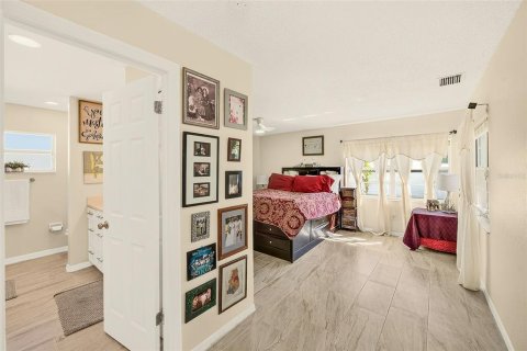 Villa ou maison à vendre à Saint Petersburg, Floride: 3 chambres, 151.06 m2 № 2419922 - photo 17