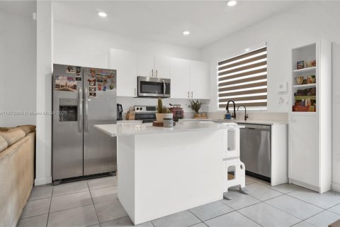 Adosado en venta en Homestead, Florida, 3 dormitorios, 123.37 m2 № 1980830 - foto 8