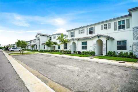 Adosado en venta en Homestead, Florida, 3 dormitorios, 123.37 m2 № 1980830 - foto 4