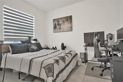 Adosado en venta en Homestead, Florida, 3 dormitorios, 123.37 m2 № 1980830 - foto 10