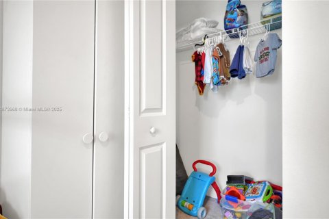 Adosado en venta en Homestead, Florida, 3 dormitorios, 123.37 m2 № 1980830 - foto 15