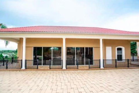 House in Thonotosassa, Florida 6 bedrooms, 979.28 sq.m. № 2102956 - photo 16