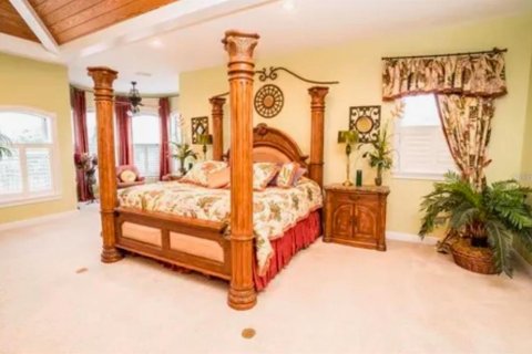 House in Thonotosassa, Florida 6 bedrooms, 979.28 sq.m. № 2102956 - photo 22