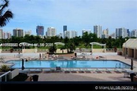 Купить кондоминиум в Авентура, Флорида 1 комната, 121.98м2, № 1692741 - фото 4