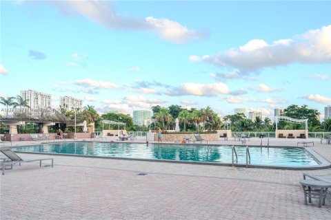 Купить кондоминиум в Авентура, Флорида 1 комната, 121.98м2, № 1692741 - фото 8