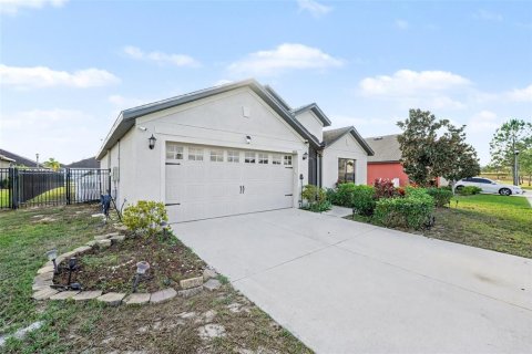 House in Lakeland, Florida 3 bedrooms, 149.48 sq.m. № 2094090 - photo 4